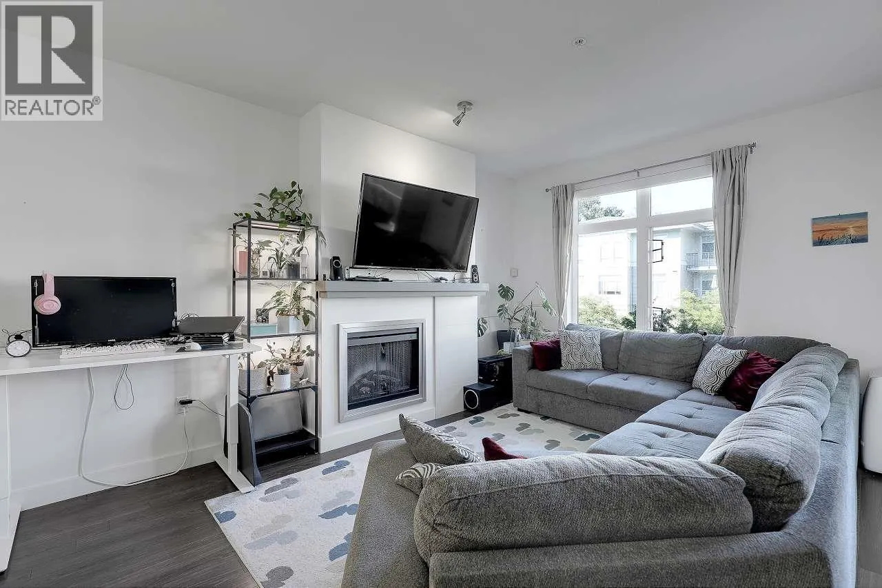 310 2368 MARPOLE AVENUE