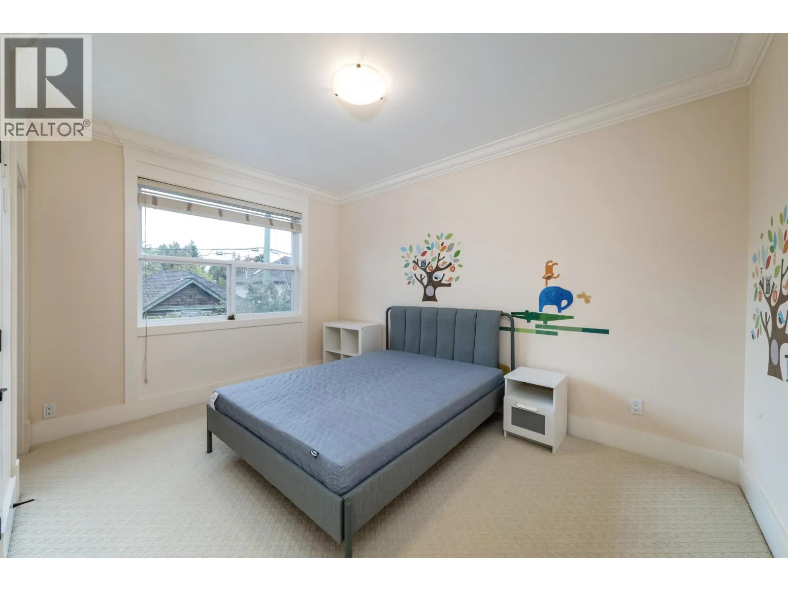 7791 SUNNYMEDE CRESCENT