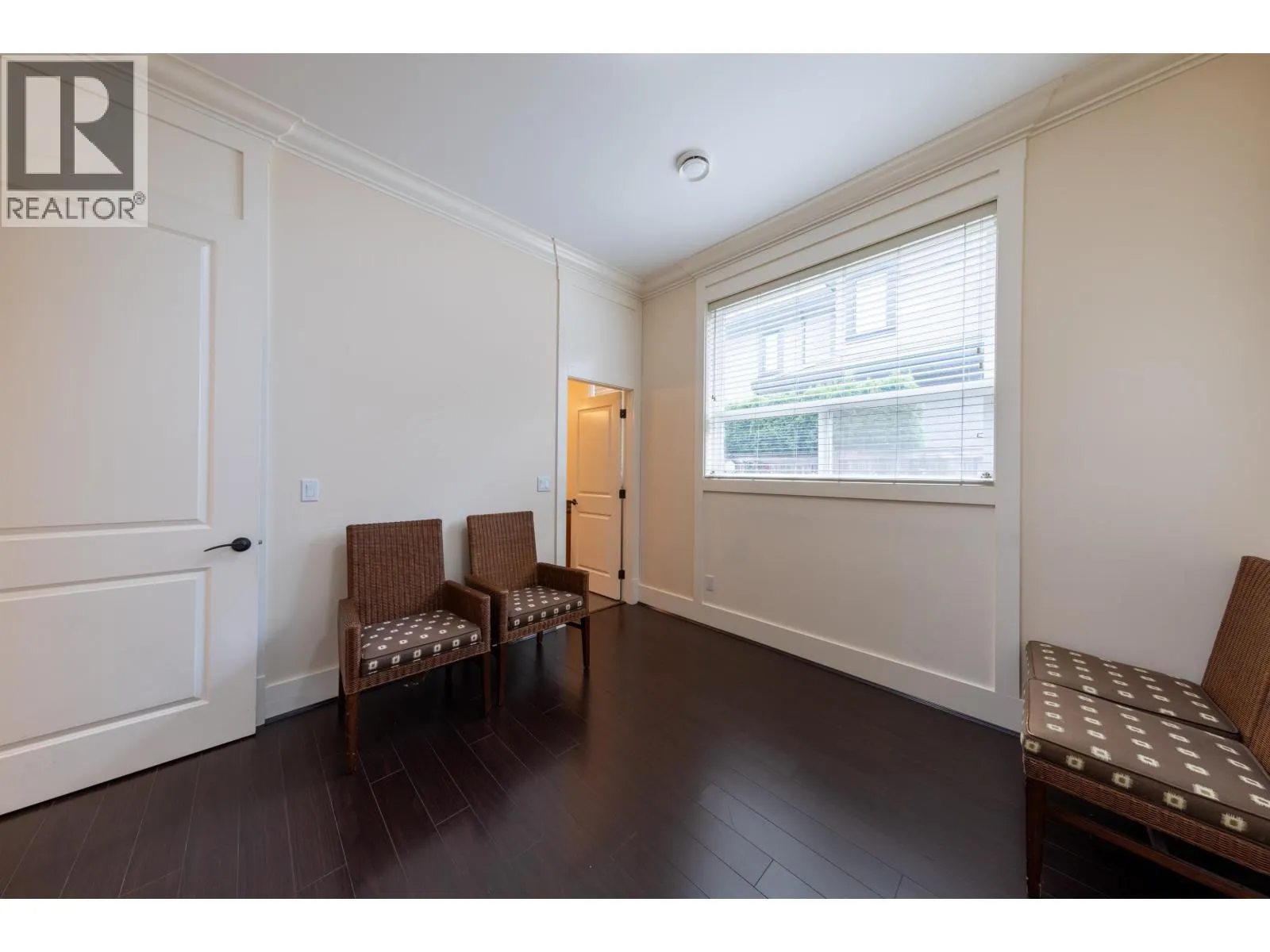 7791 SUNNYMEDE CRESCENT