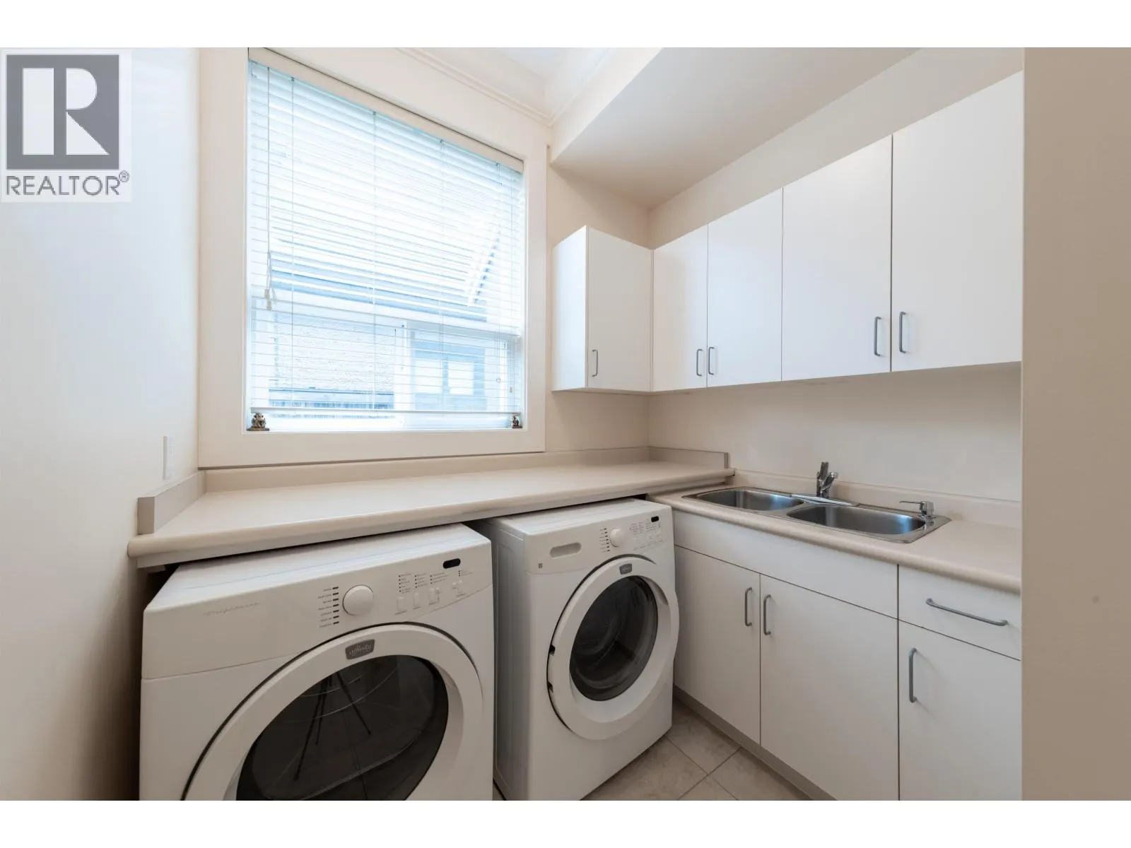 7791 SUNNYMEDE CRESCENT