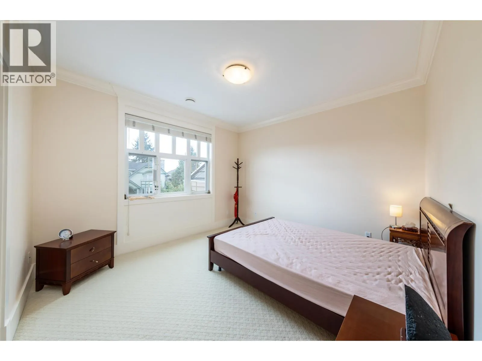 7791 SUNNYMEDE CRESCENT
