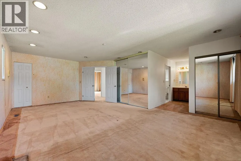 2017 W 48TH AVENUE