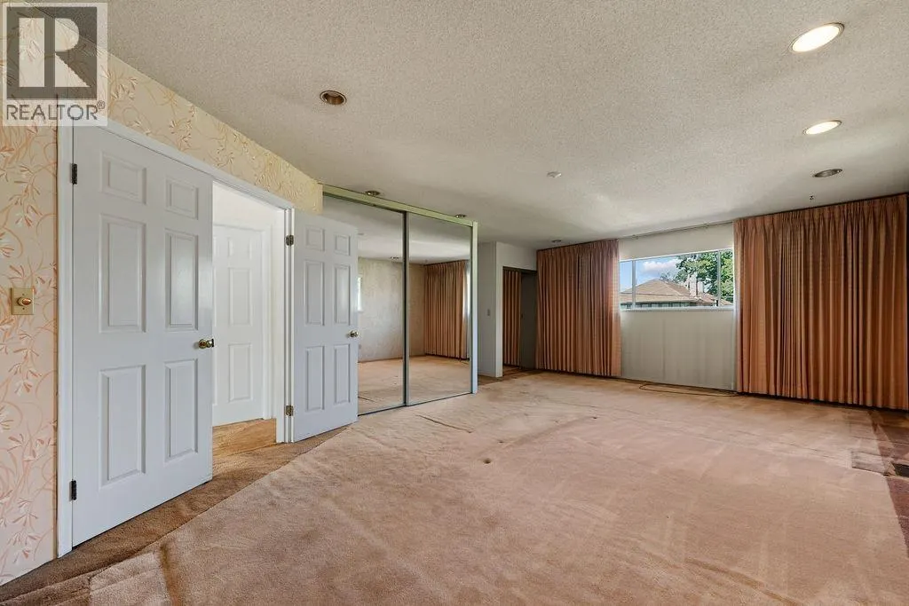 2017 W 48TH AVENUE