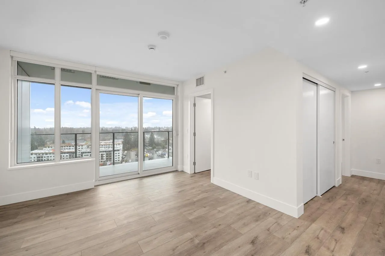 1901 10428 WHALLEY BOULEVARD