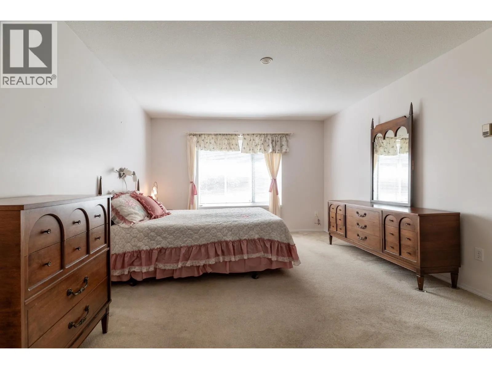 5246 LABURNUM PARK PLACE