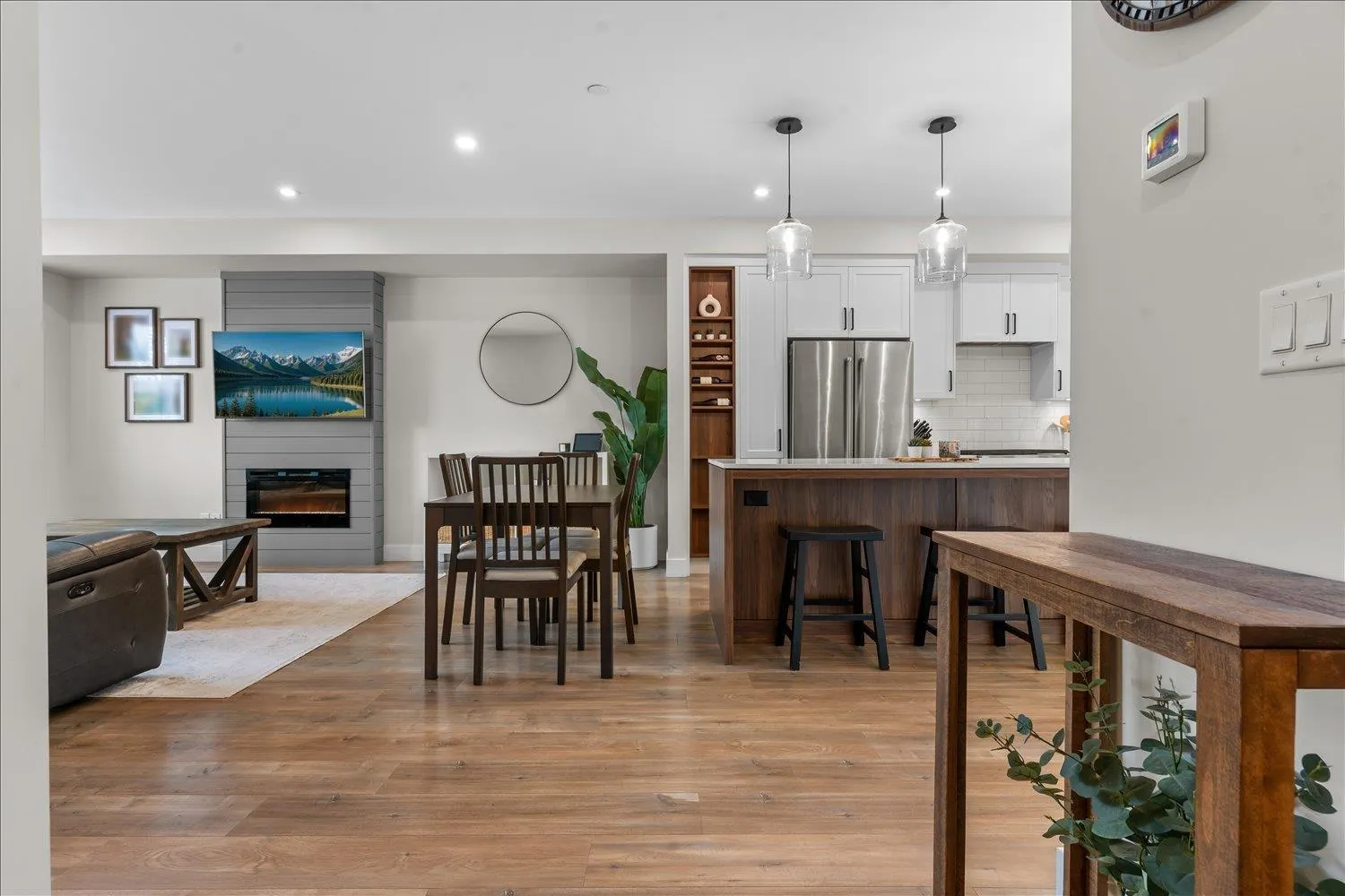 10 45500 CAMPUS DRIVE|Garrison Crossing