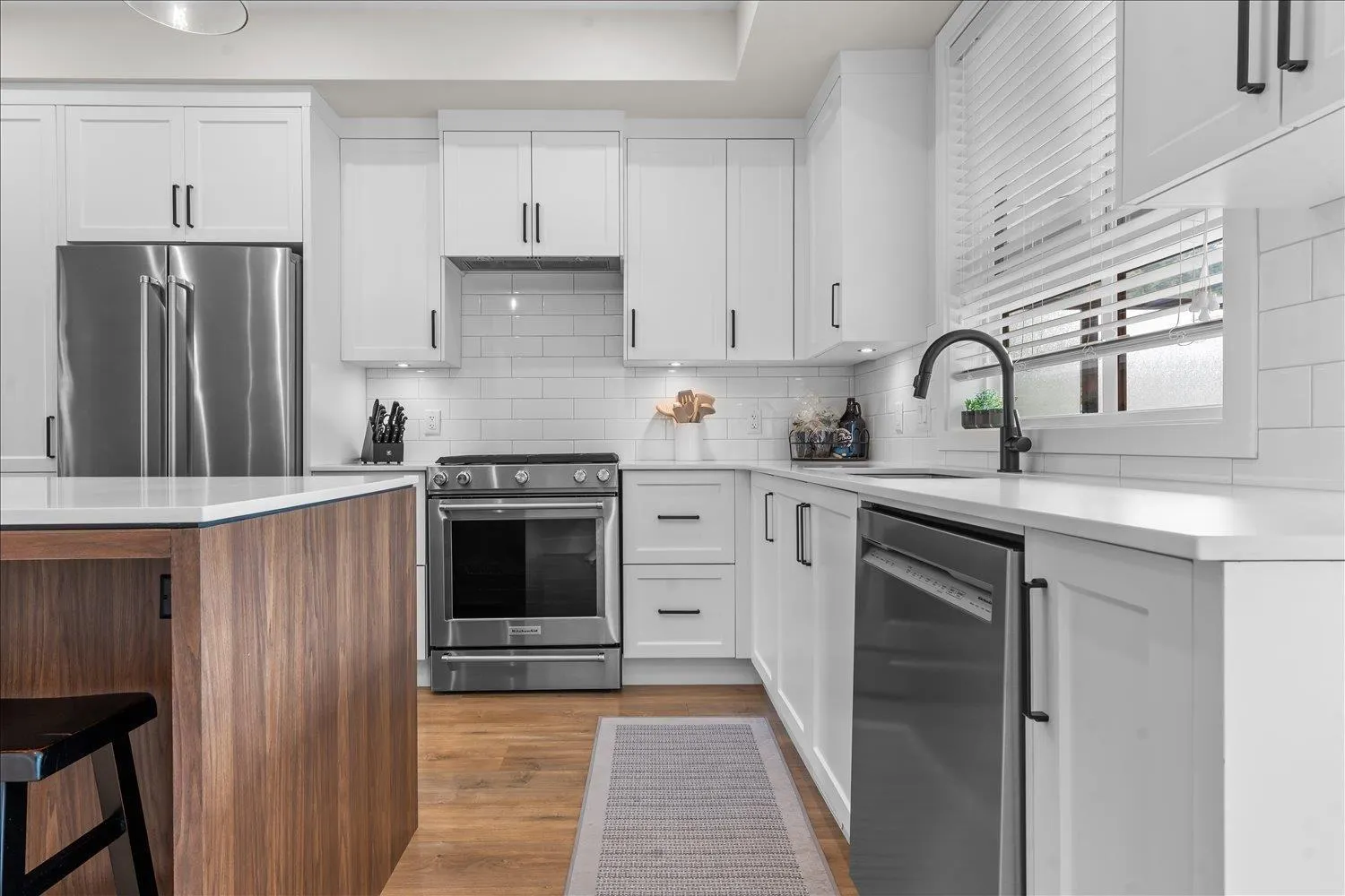 10 45500 CAMPUS DRIVE|Garrison Crossing