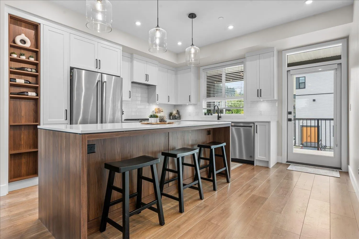 10 45500 CAMPUS DRIVE|Garrison Crossing