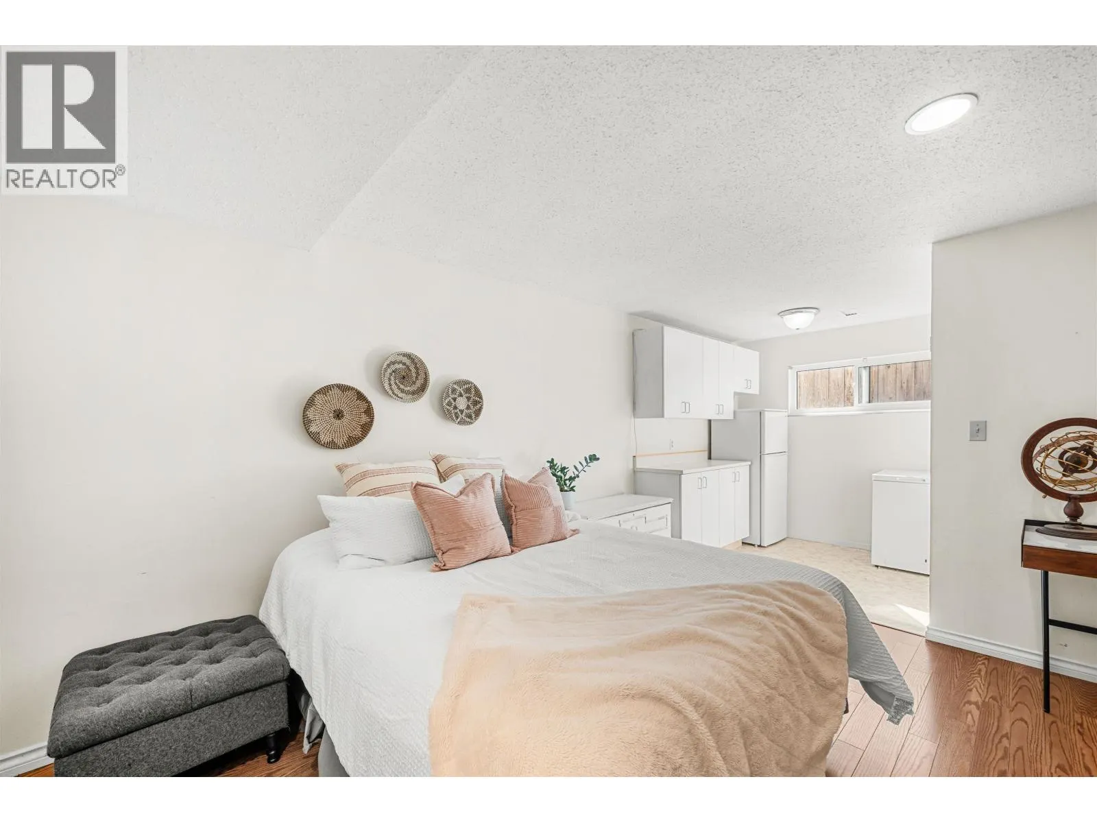 927 OLD LILLOOET ROAD