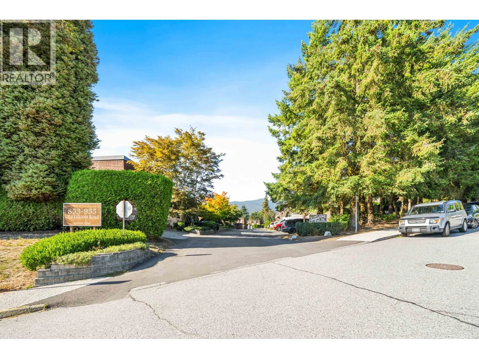 927 OLD LILLOOET ROAD