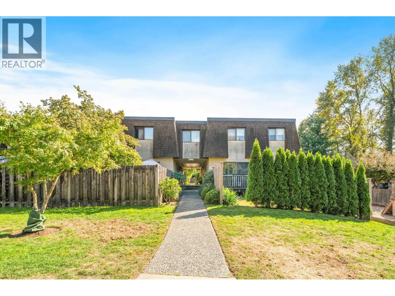 927 OLD LILLOOET ROAD