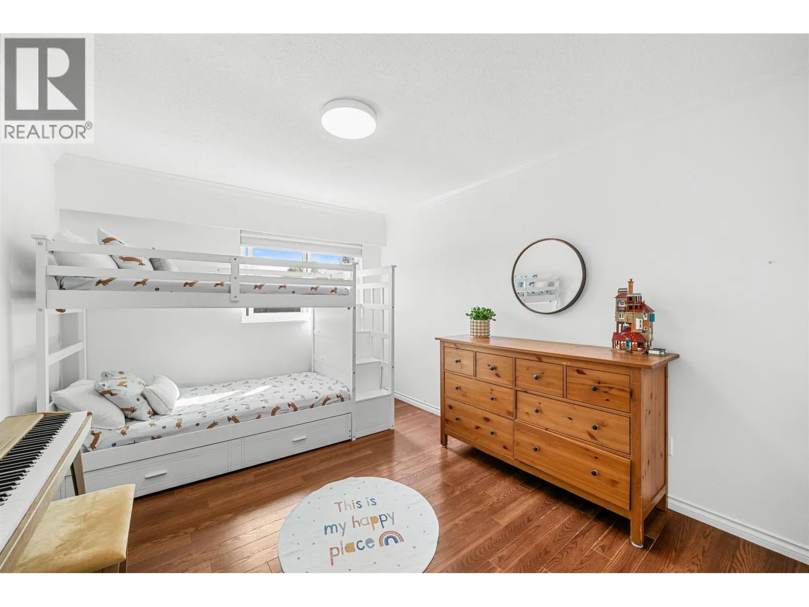 927 OLD LILLOOET ROAD