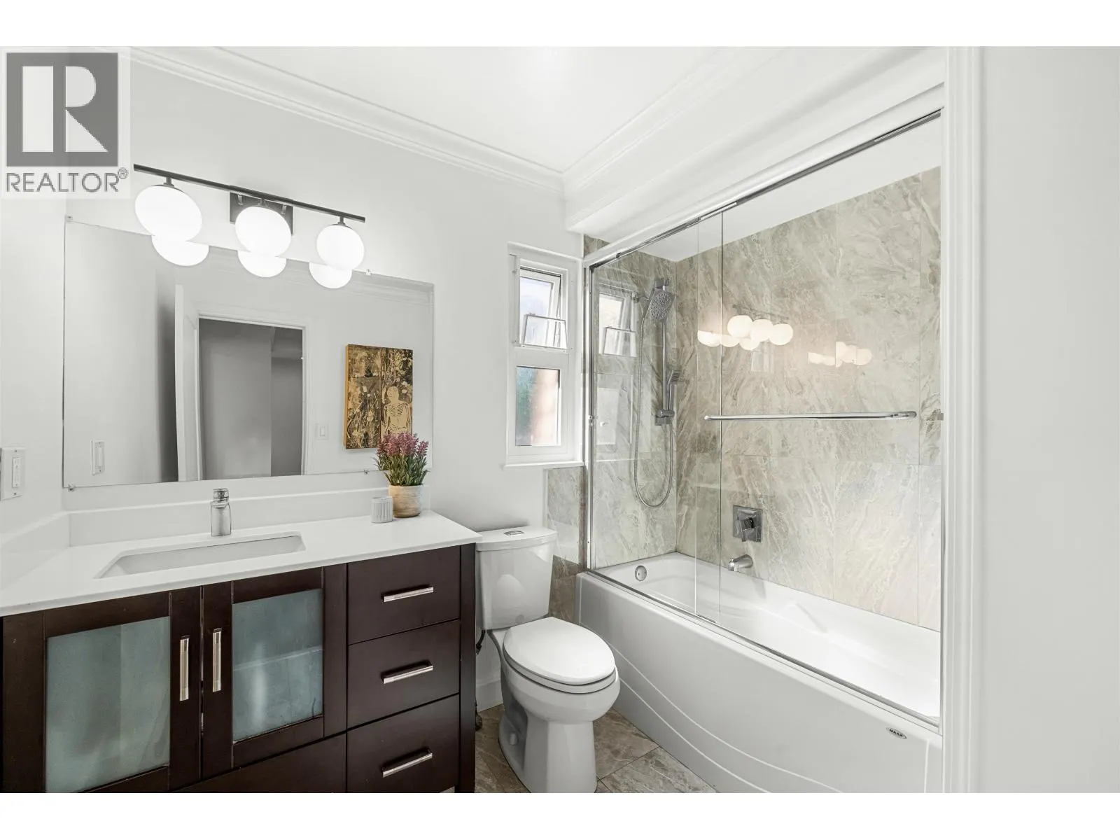 927 OLD LILLOOET ROAD