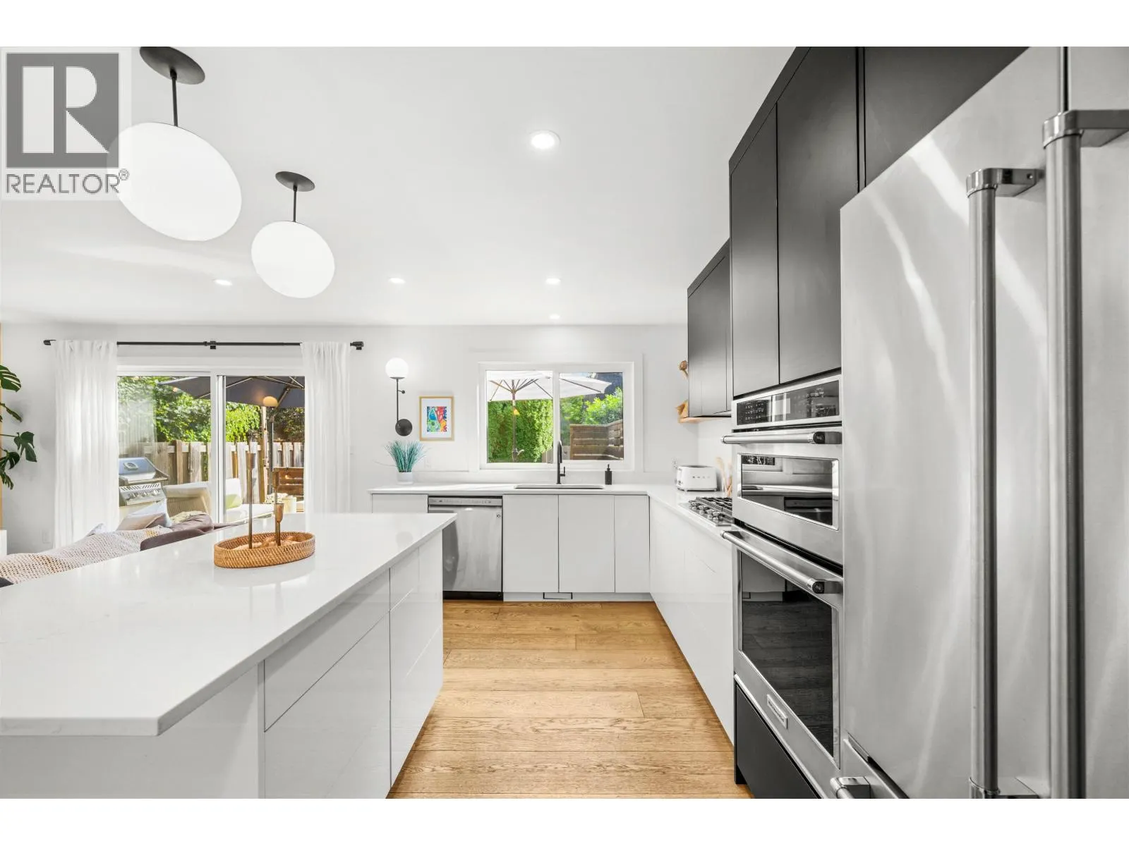 927 OLD LILLOOET ROAD