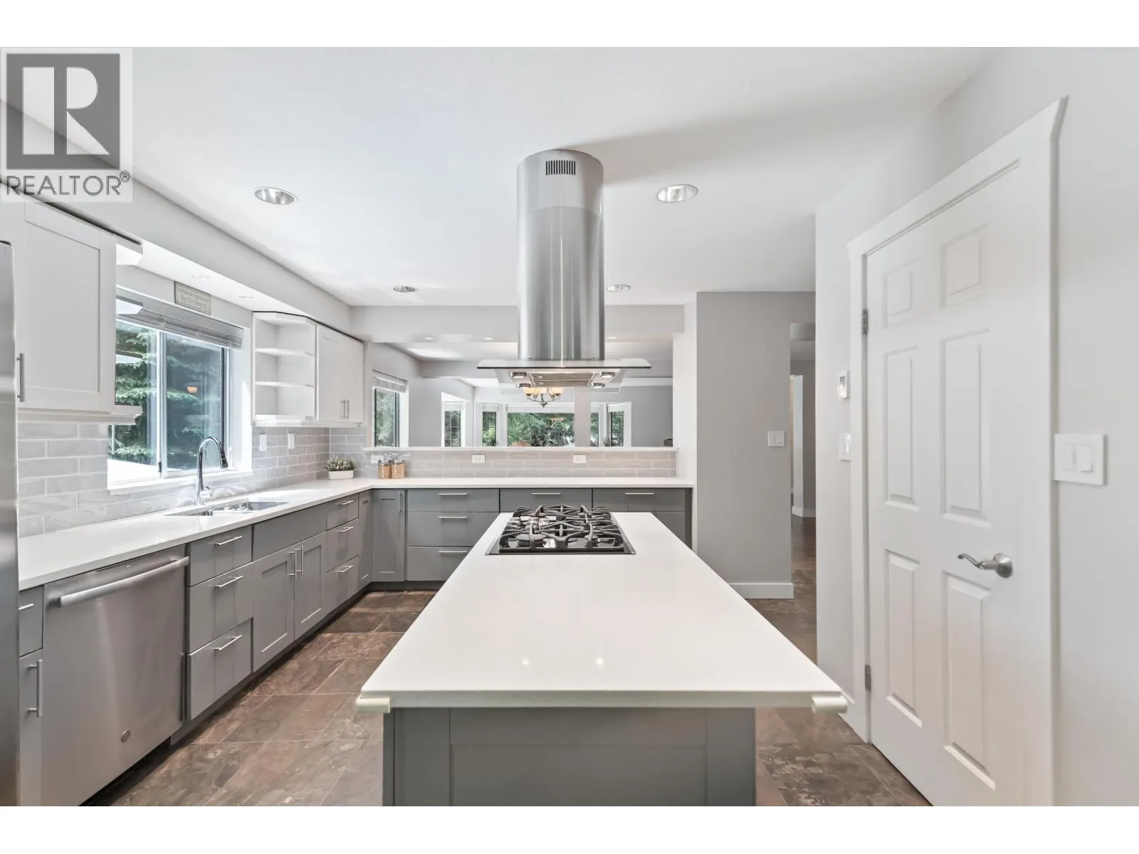 27740 SAYERS CRESCENT