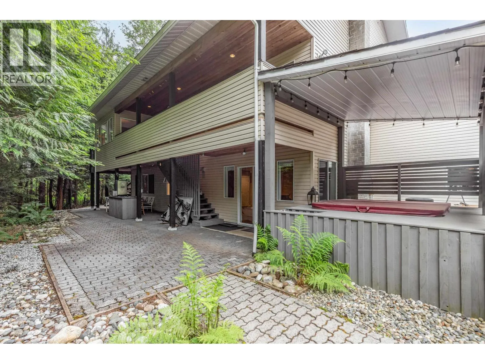 27740 SAYERS CRESCENT