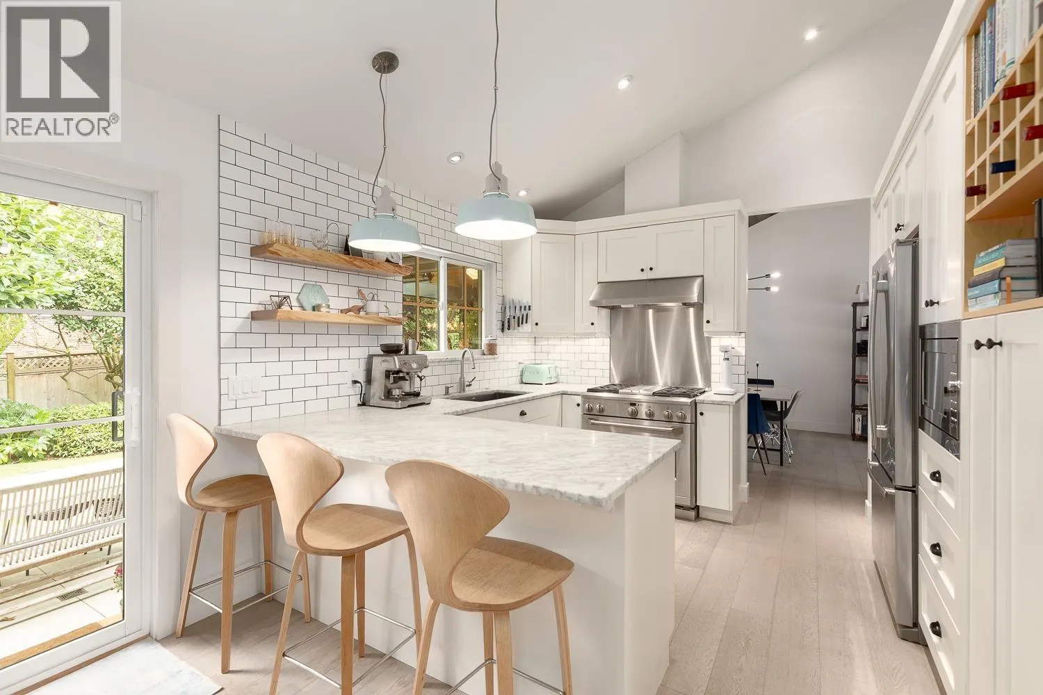 3348 TENNYSON CRESCENT