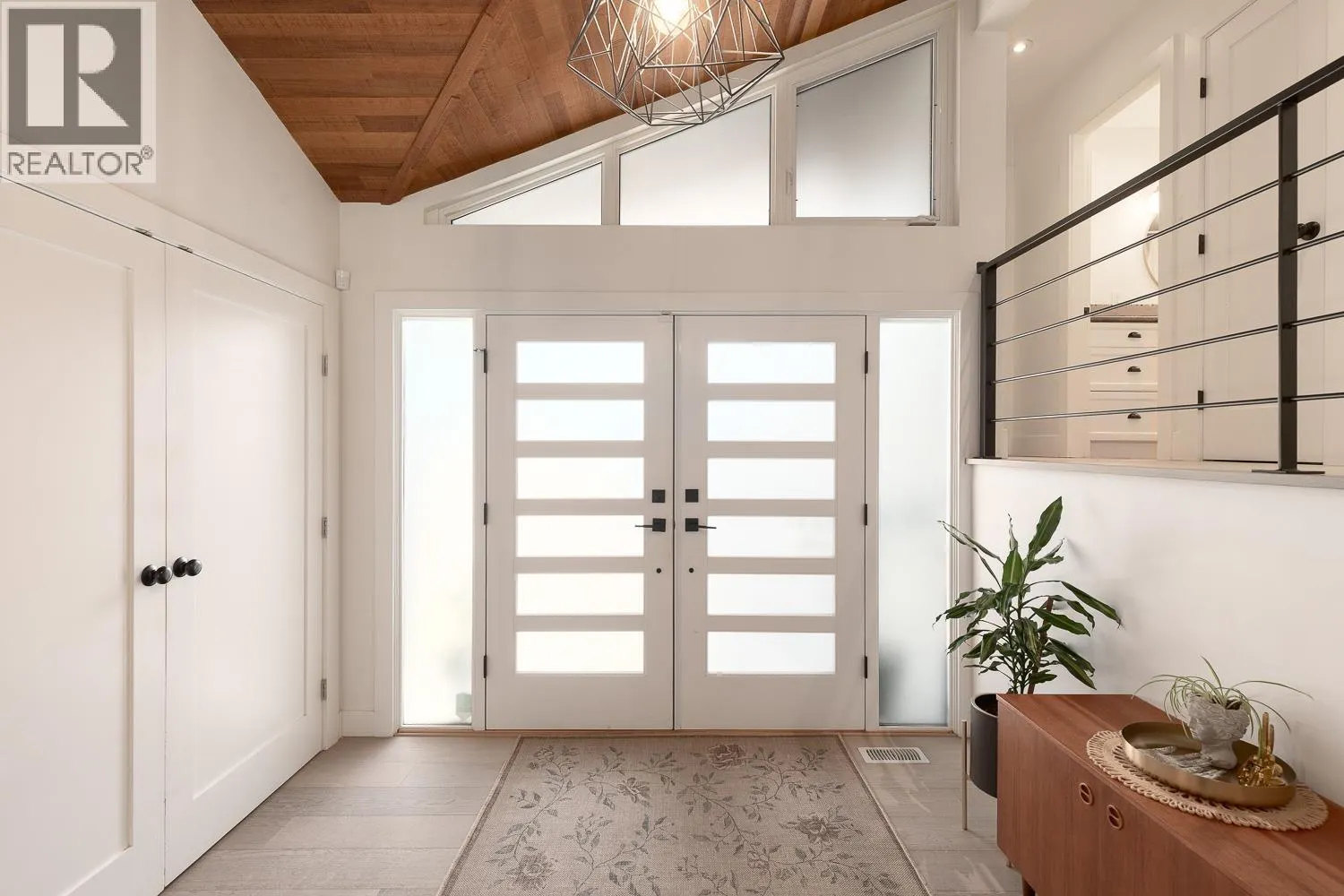 3348 TENNYSON CRESCENT