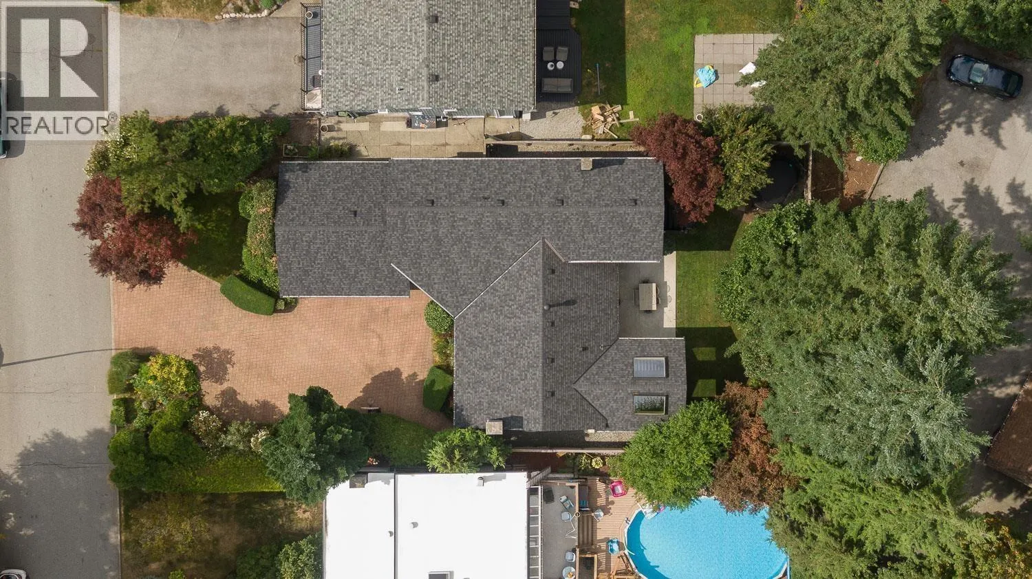 3348 TENNYSON CRESCENT