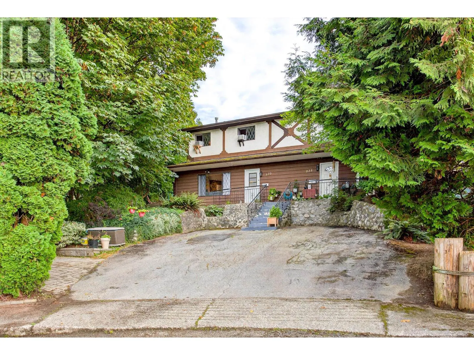 828 INGERSOLL AVENUE