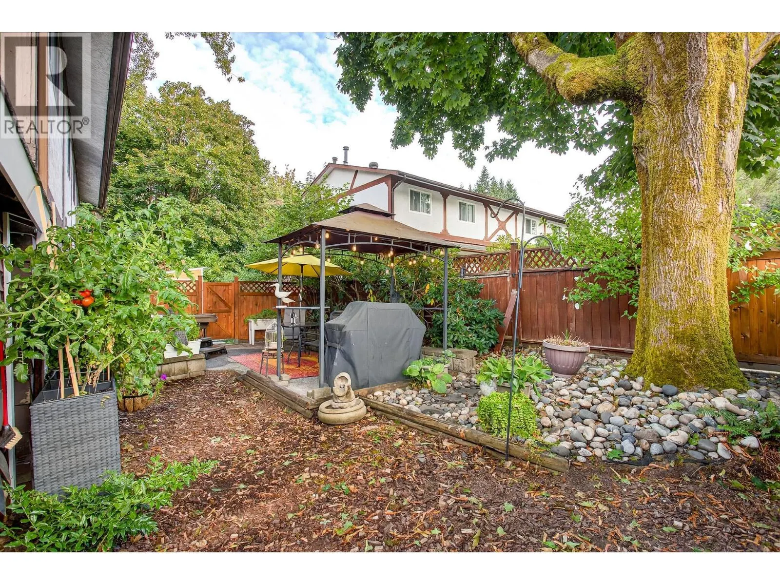828 INGERSOLL AVENUE