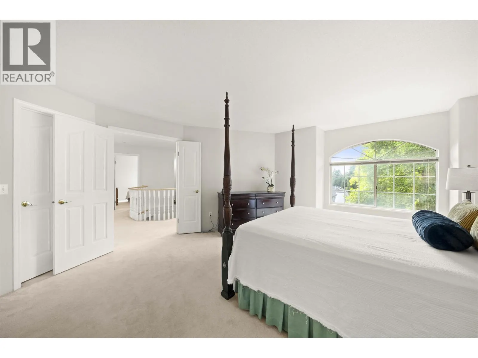 102 ASPENWOOD DRIVE