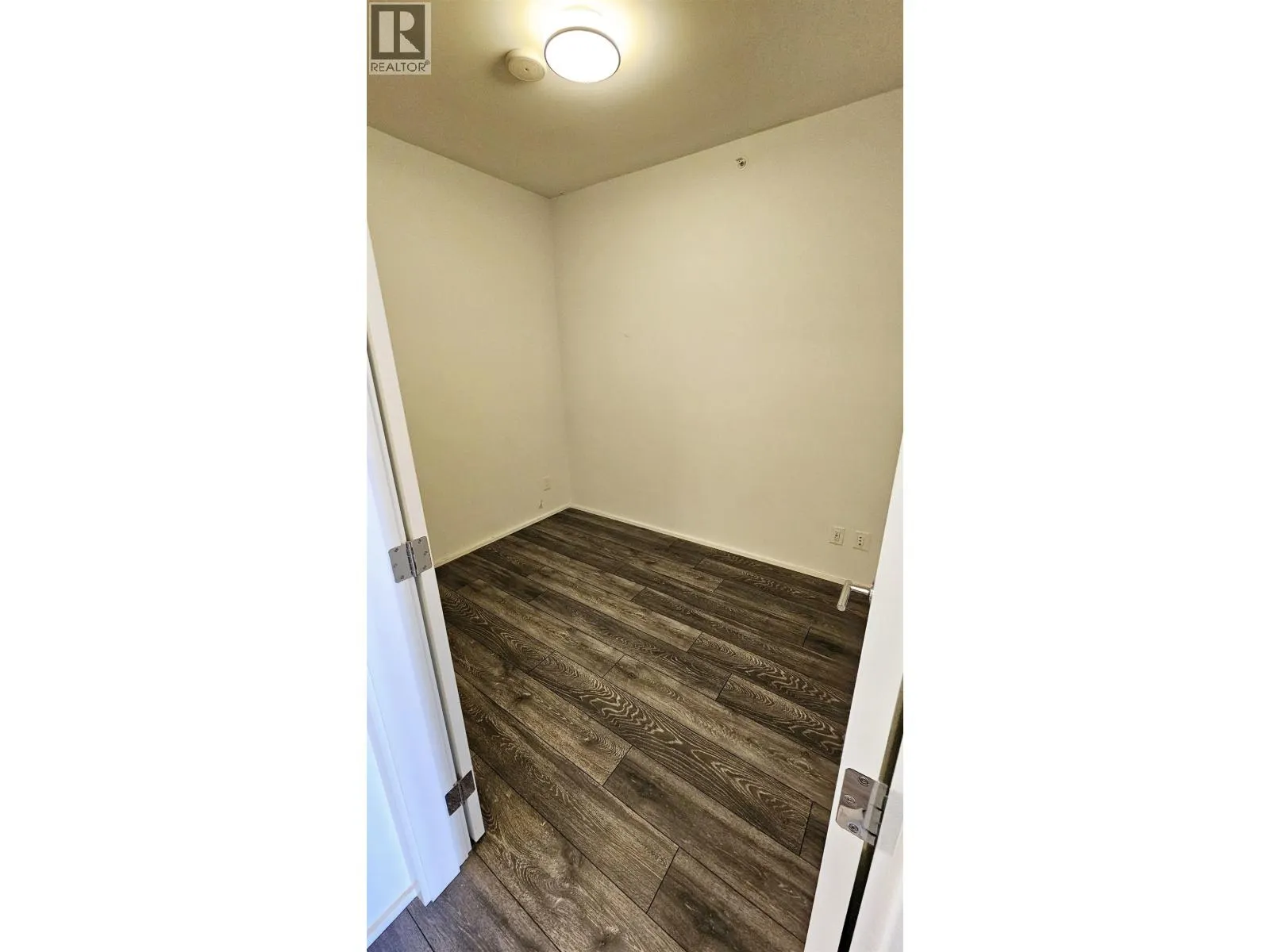 6005 4510 HALIFAX WAY