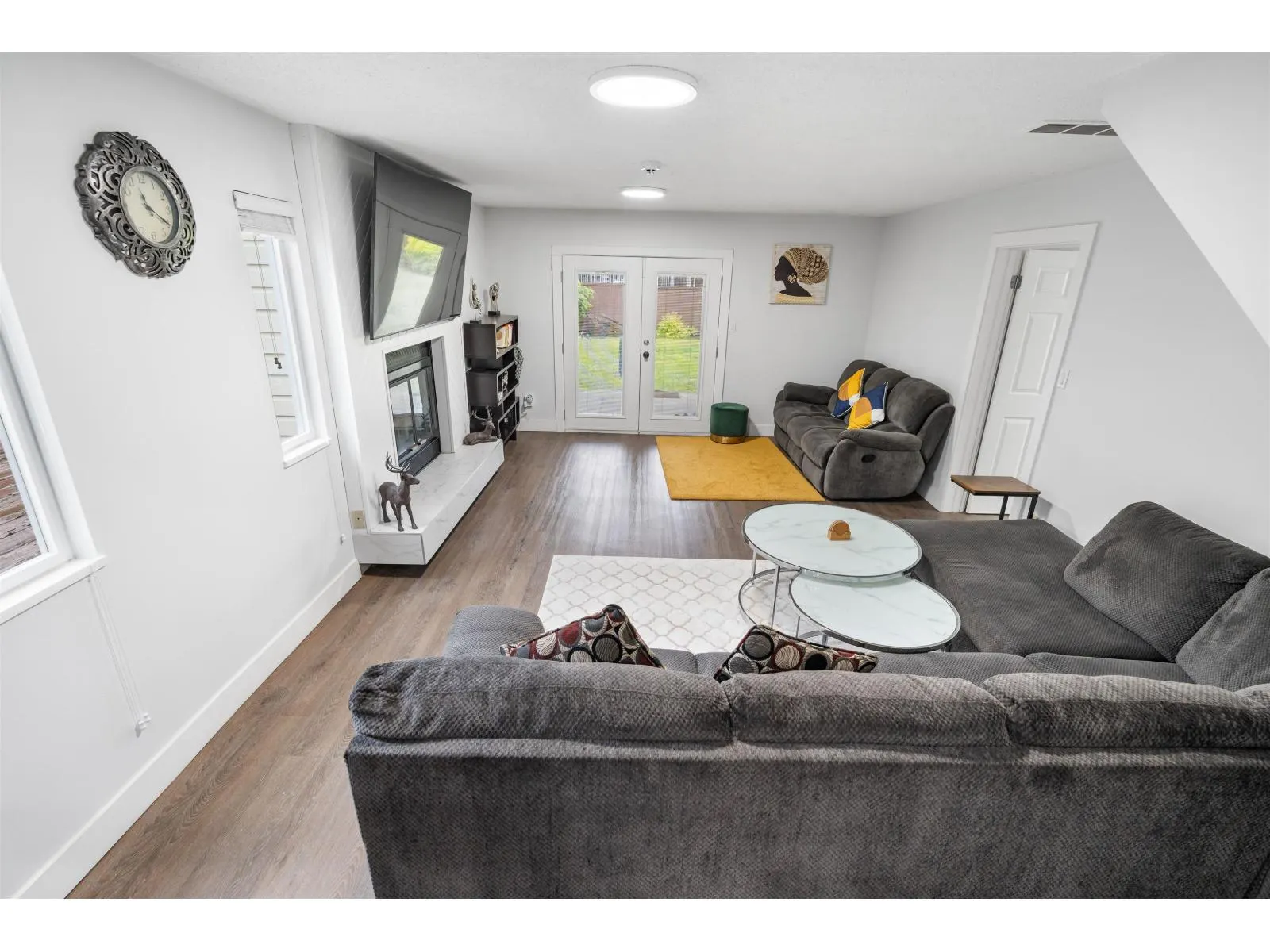 18046 61A AVENUE