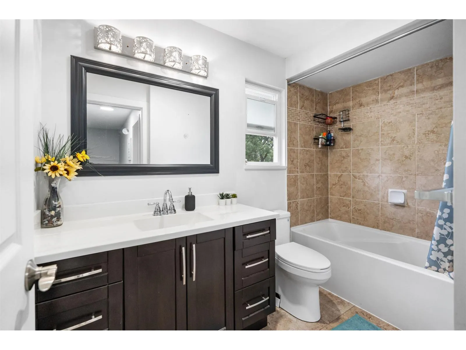 18046 61A AVENUE