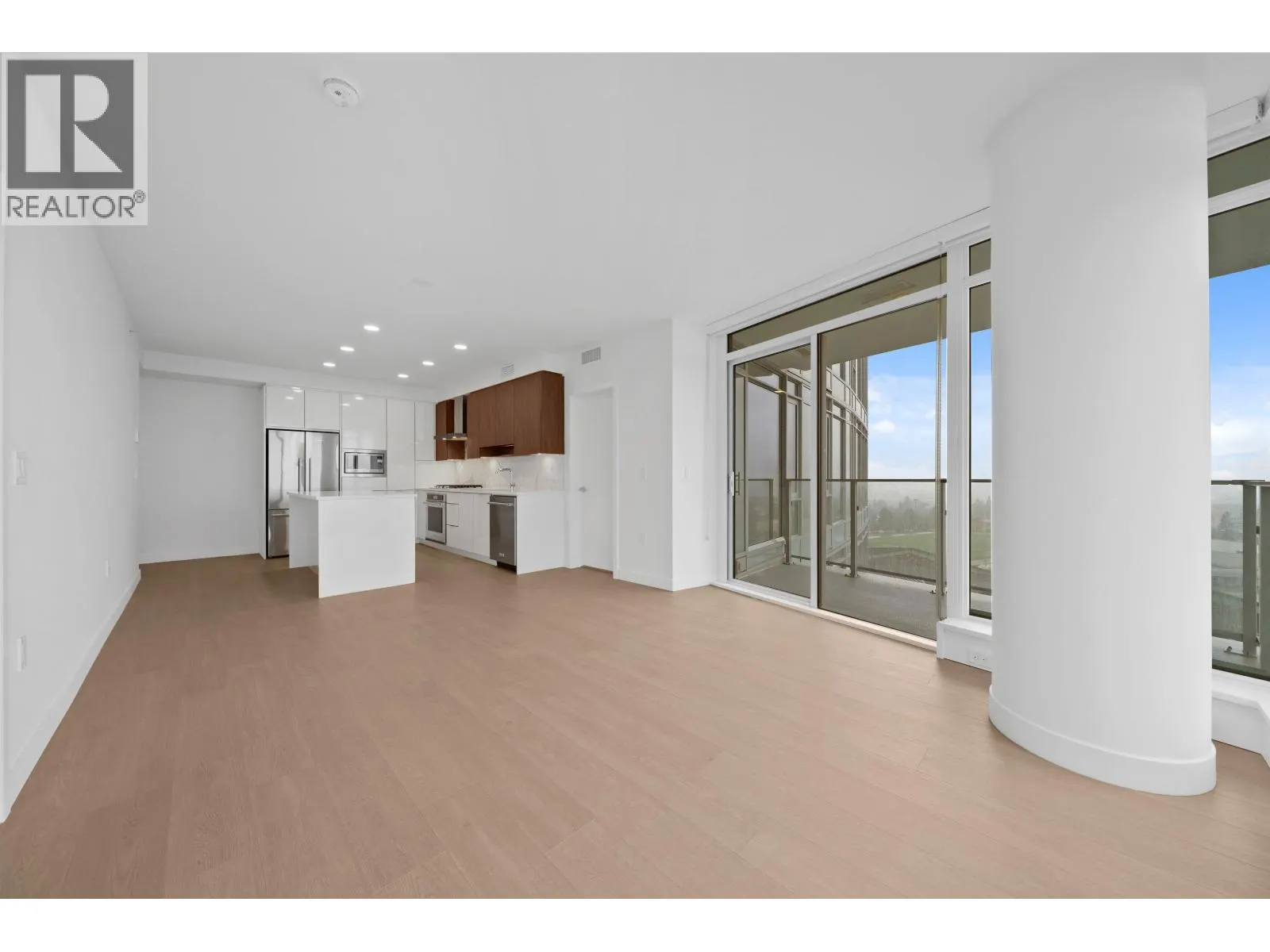 1101 7683 PARK CRESCENT