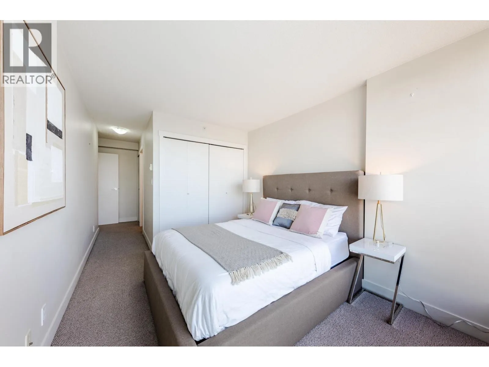 1602 8068 WESTMINSTER HIGHWAY
