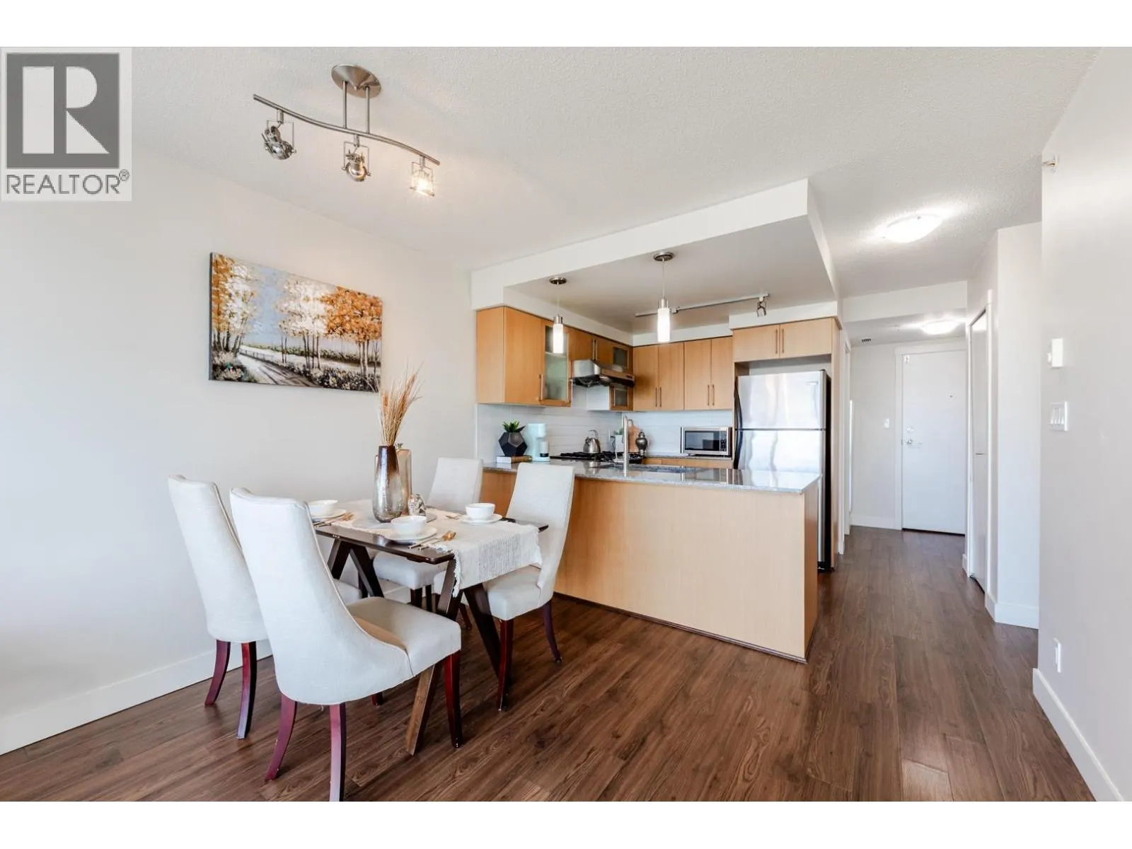 1602 8068 WESTMINSTER HIGHWAY