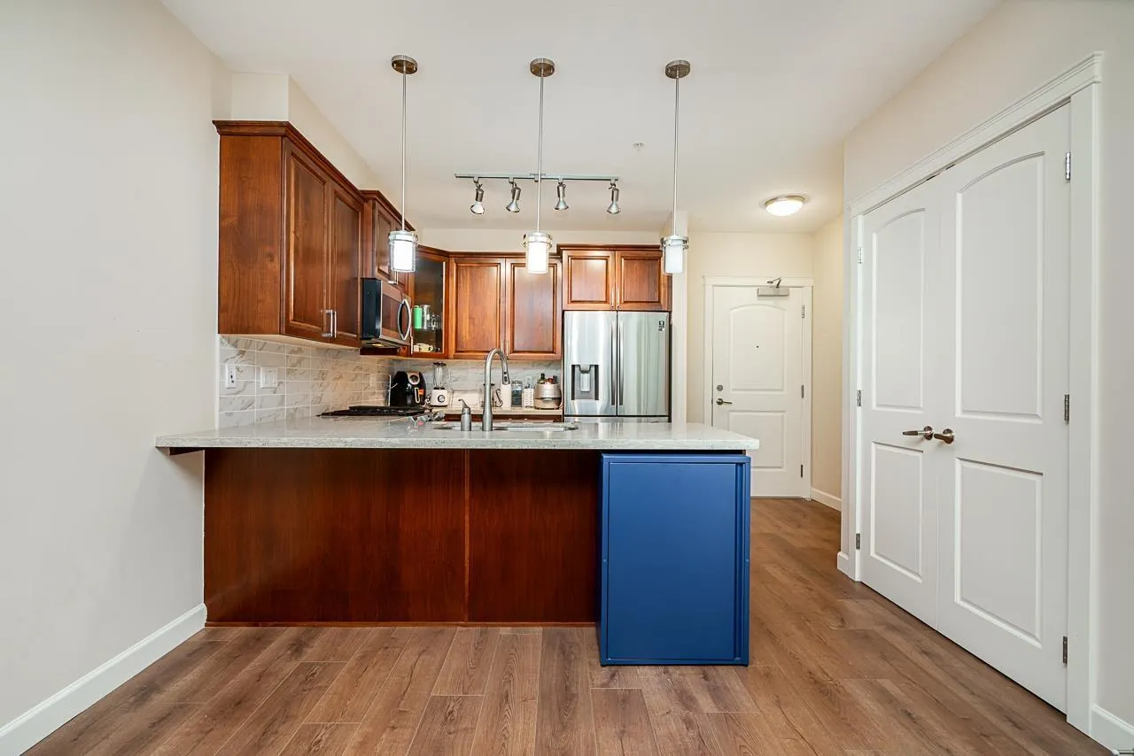 211 20325 85 AVENUE