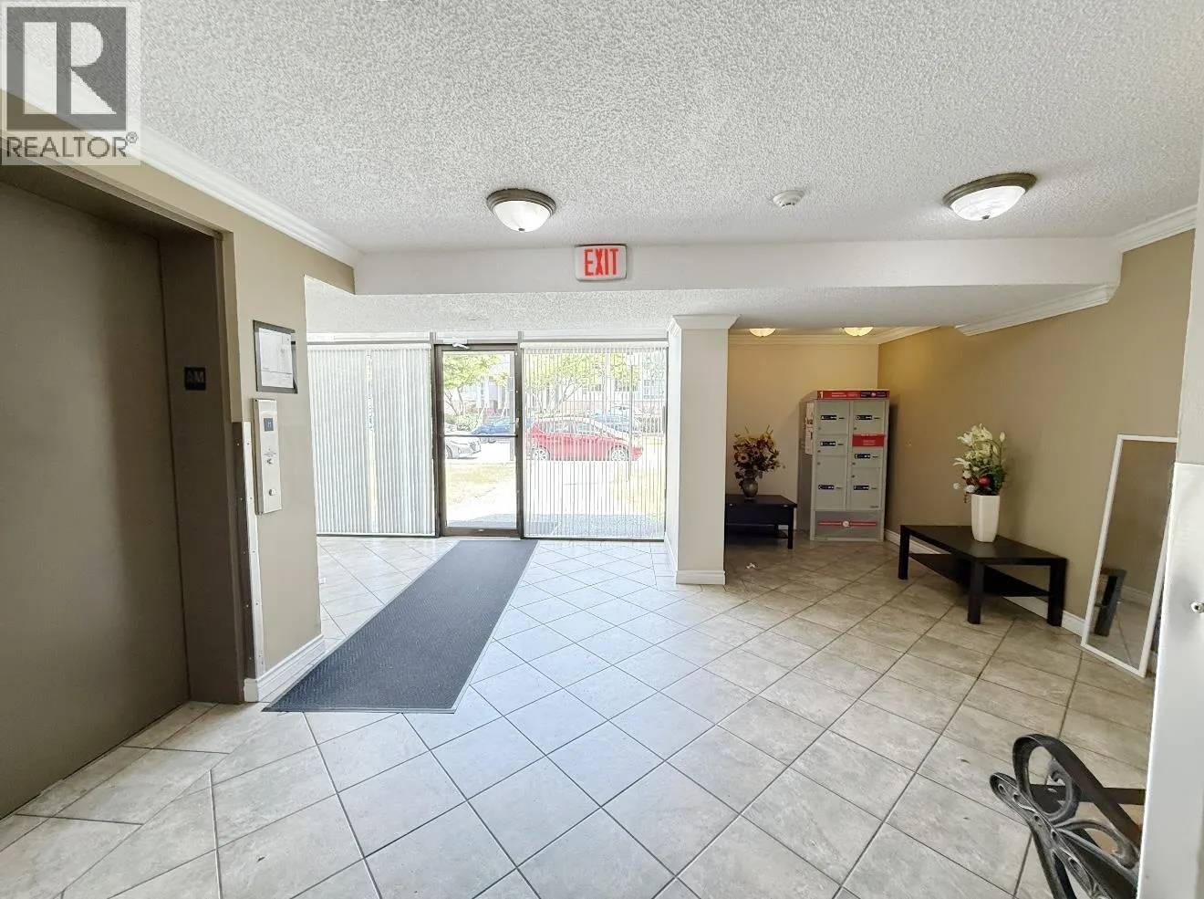 209 5411 ARCADIA ROAD