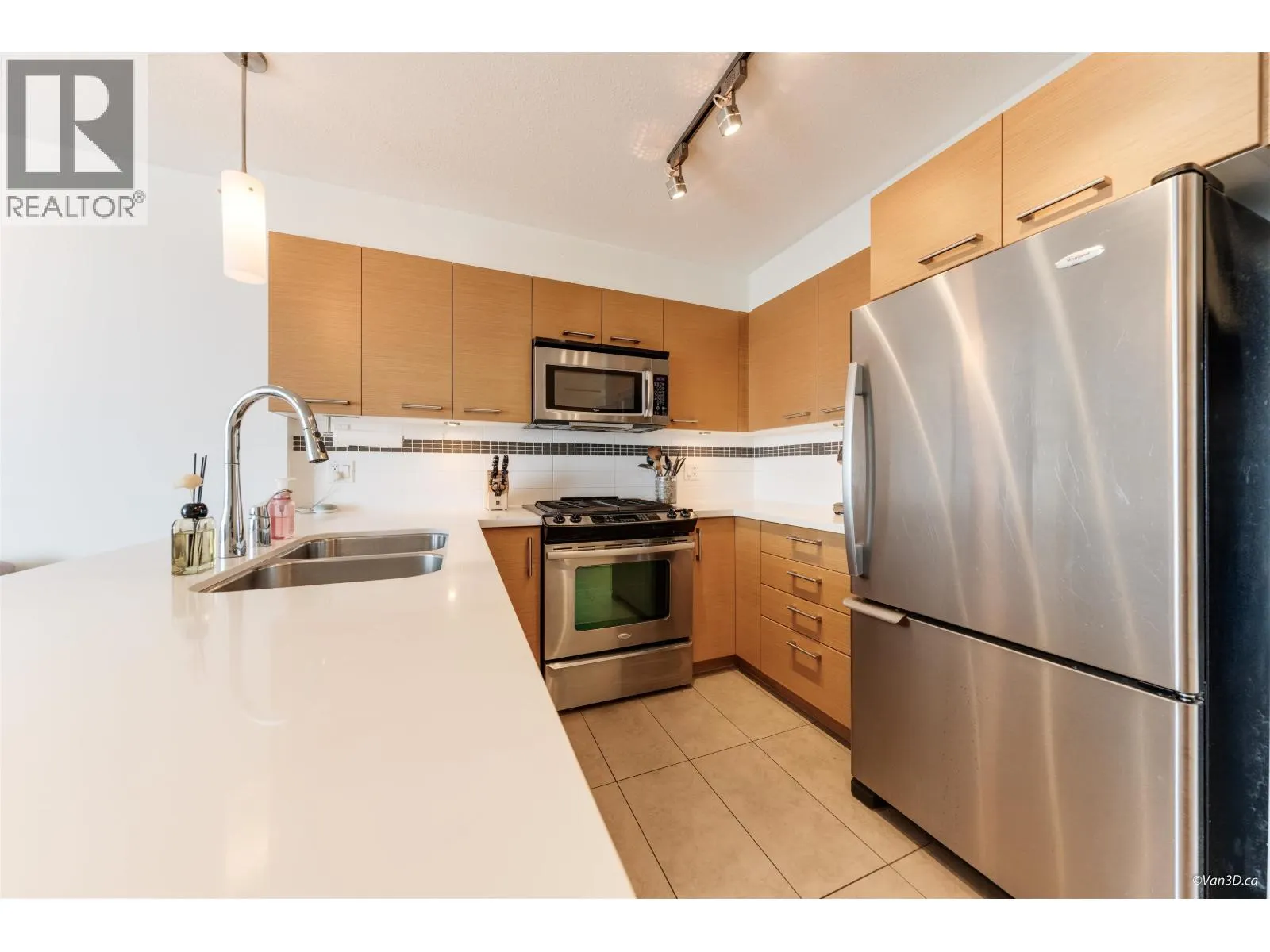2909 7090 EDMONDS STREET