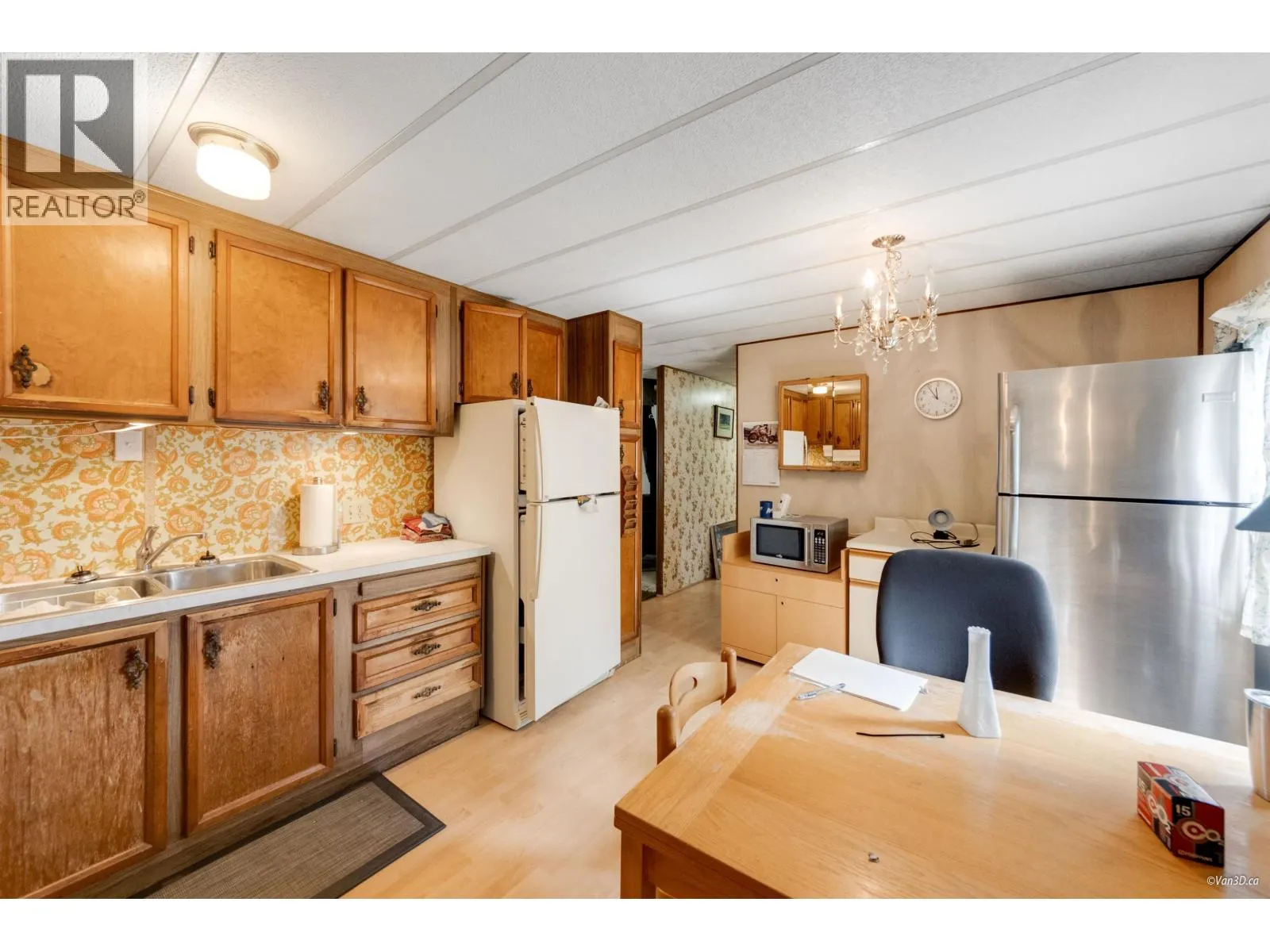 25 BRACKEN PARKWAY