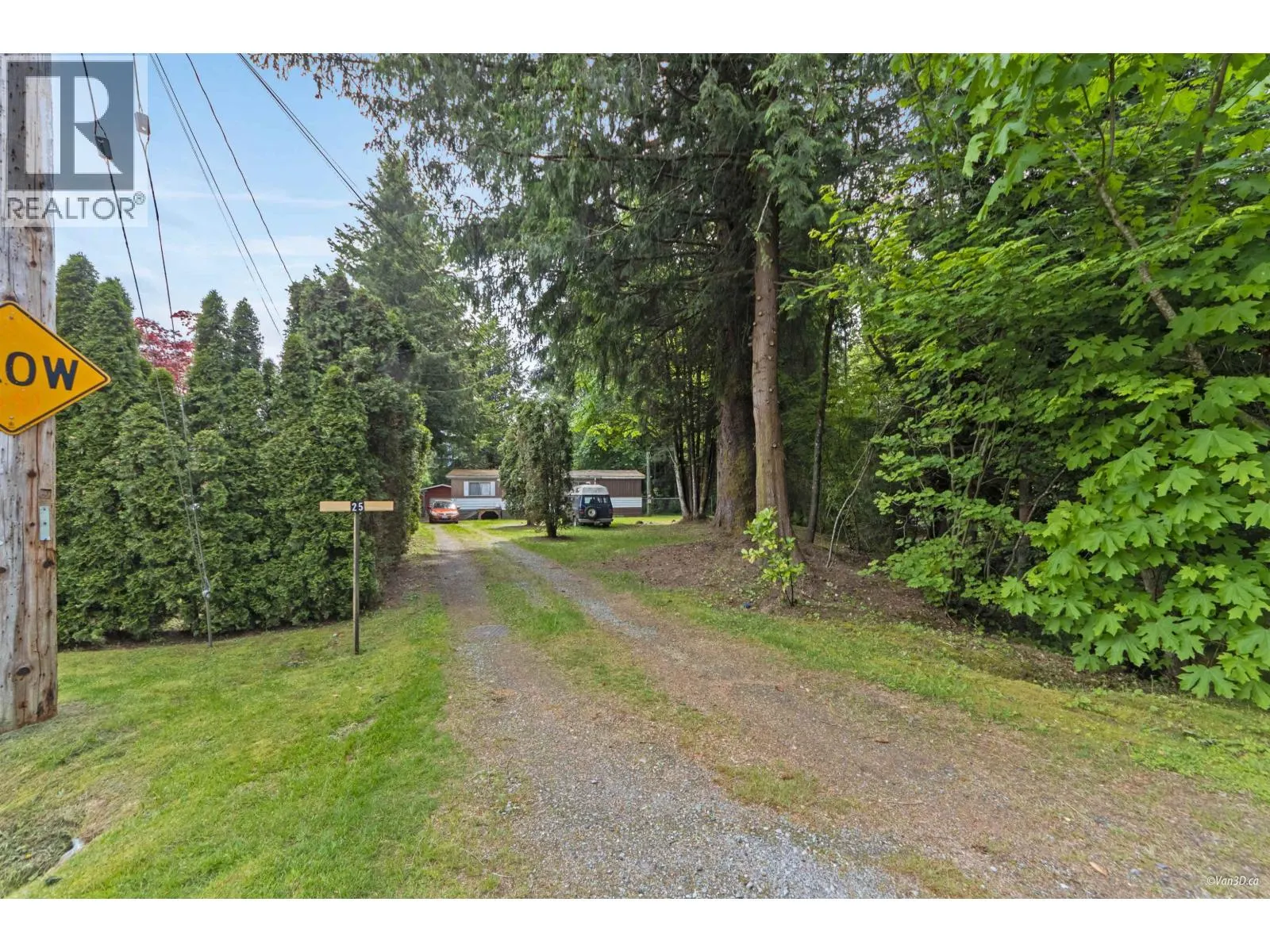 25 BRACKEN PARKWAY