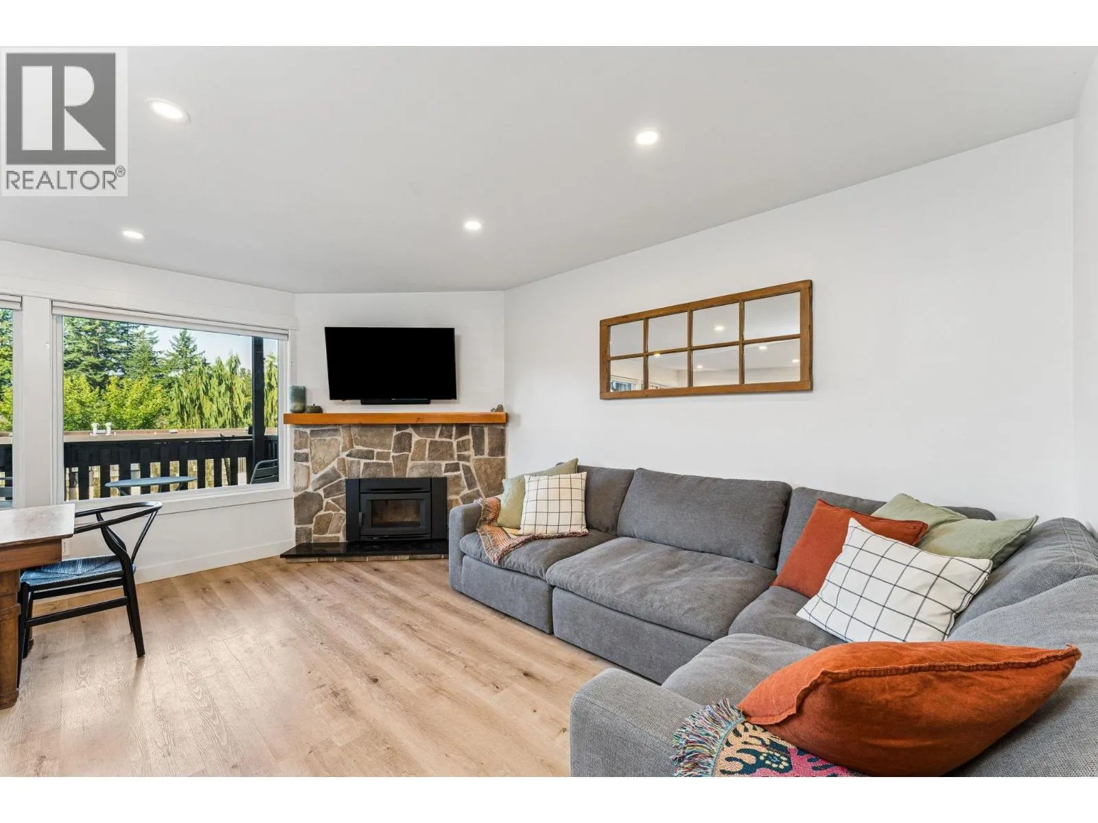 1053 OLD LILLOOET ROAD