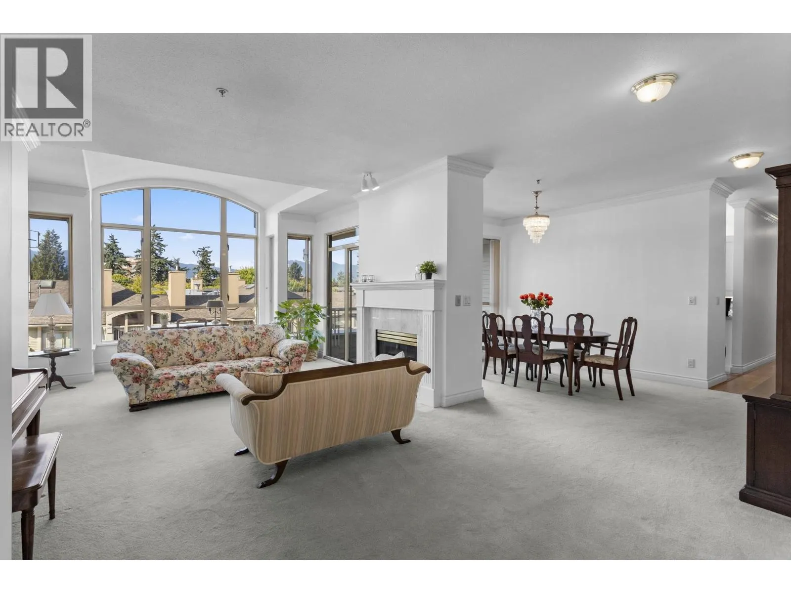 405 3777 W 8TH AVENUE