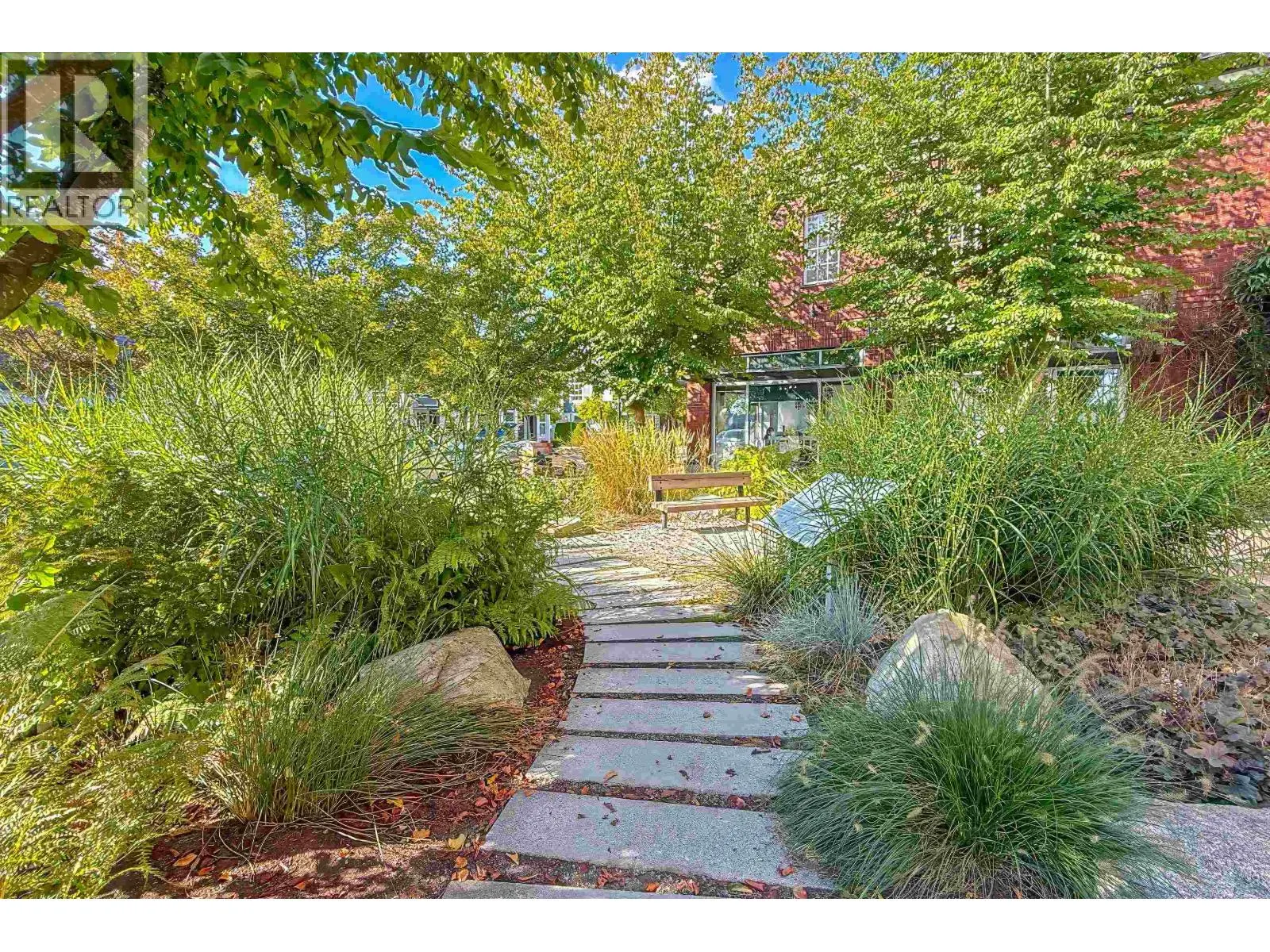 5 10974 BARNSTON VIEW ROAD