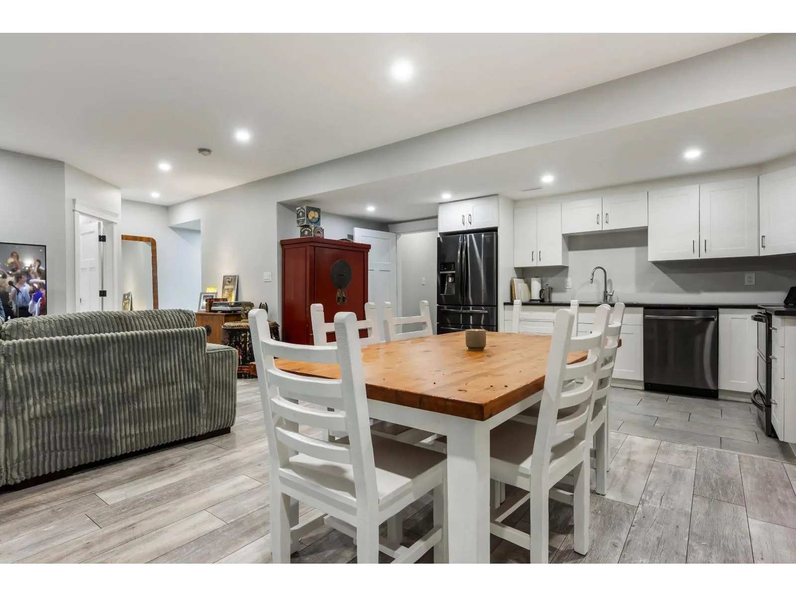 6432 FAIRWAY STREET|Sardis South