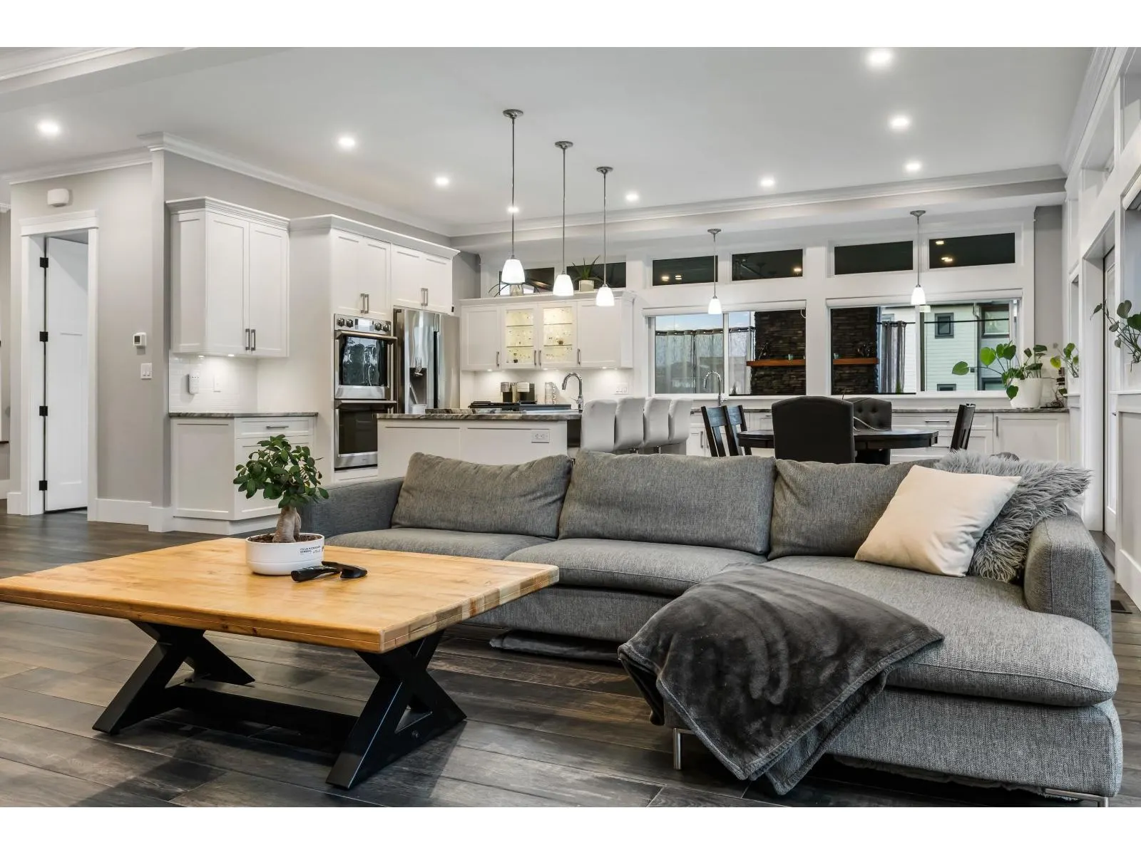 6432 FAIRWAY STREET|Sardis South