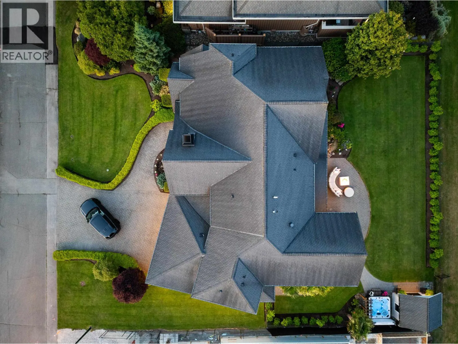 860 JACKSON WAY