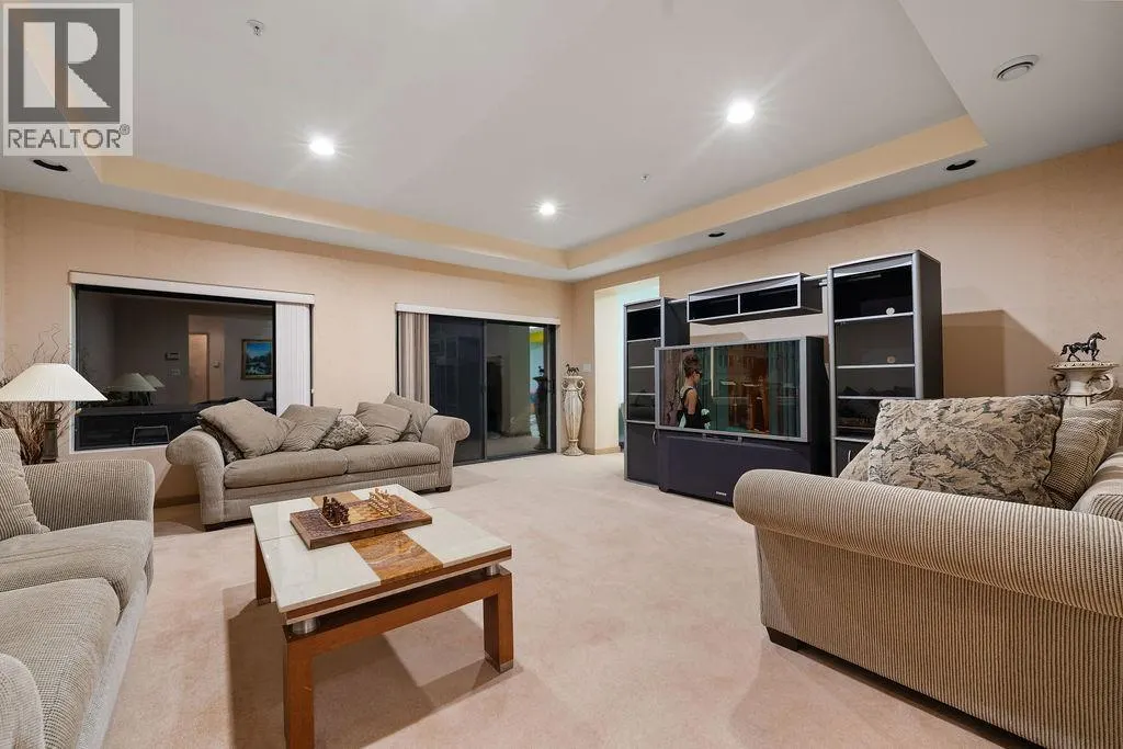 2490 WESTHILL COURT