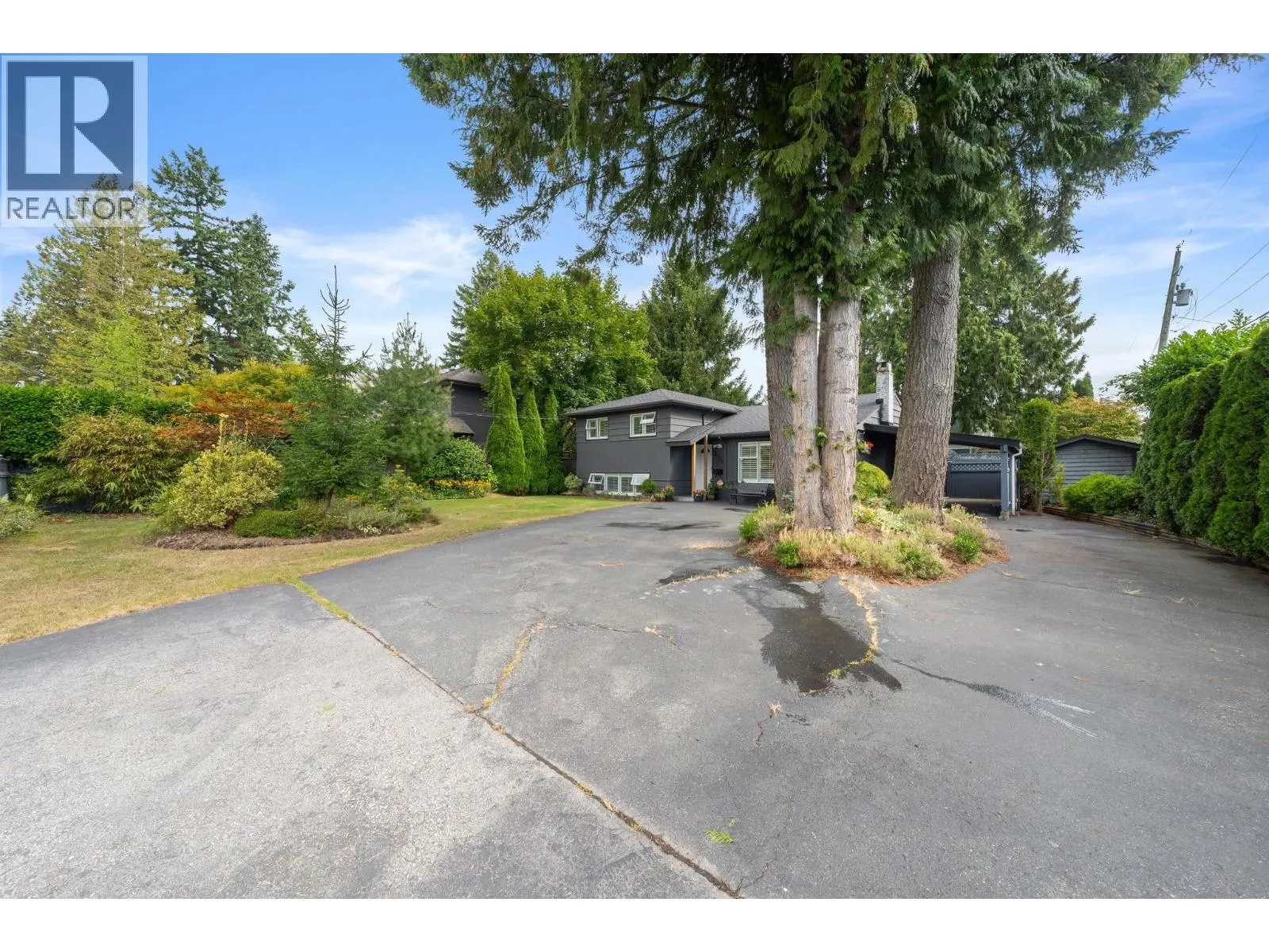 3020 THORNCLIFFE DRIVE
