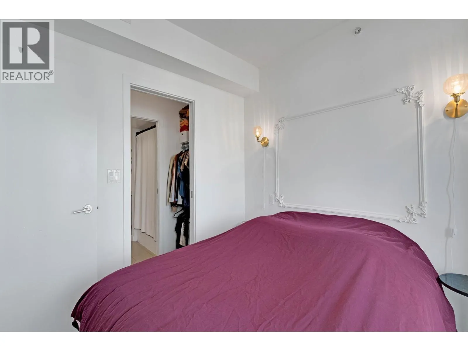 1509 7373 WESTMINSTER HIGHWAY