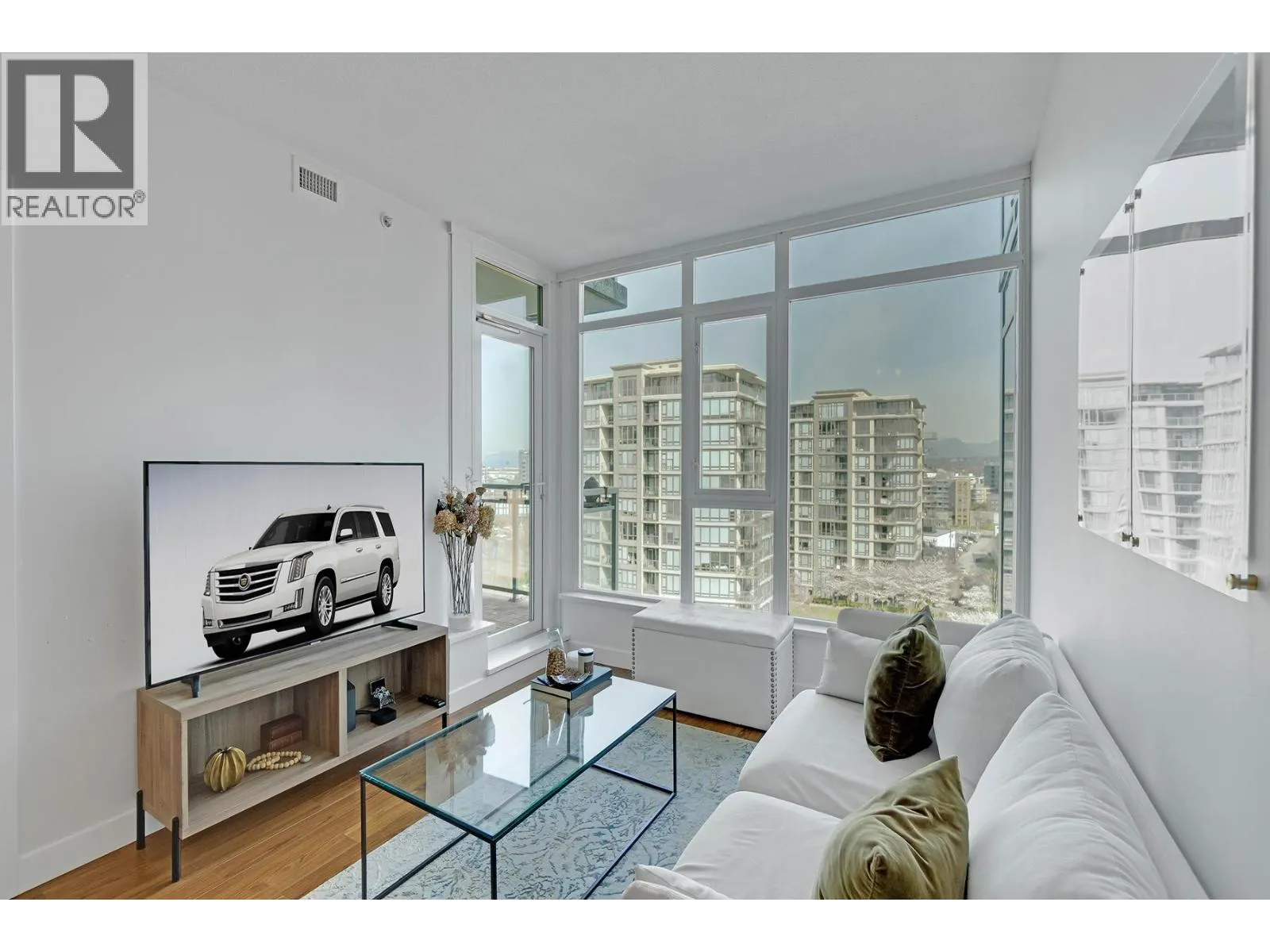 1509 7373 WESTMINSTER HIGHWAY