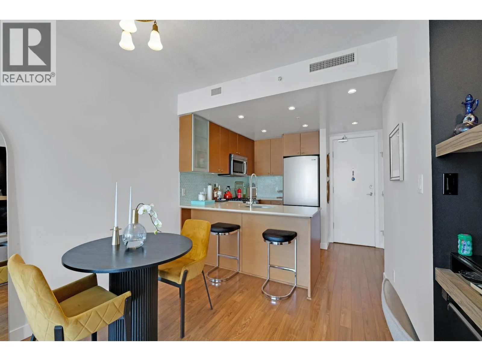 1509 7373 WESTMINSTER HIGHWAY