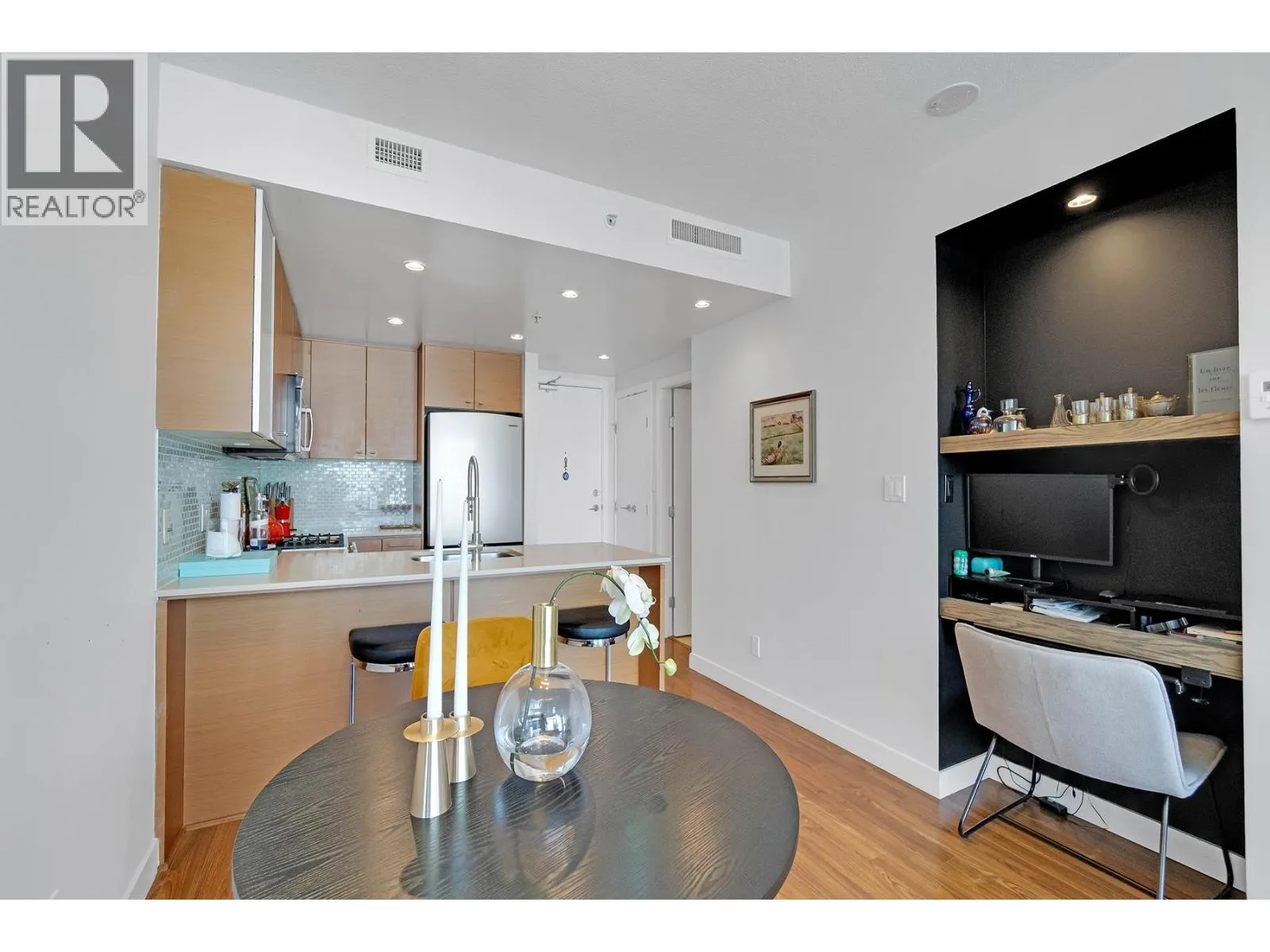 1509 7373 WESTMINSTER HIGHWAY