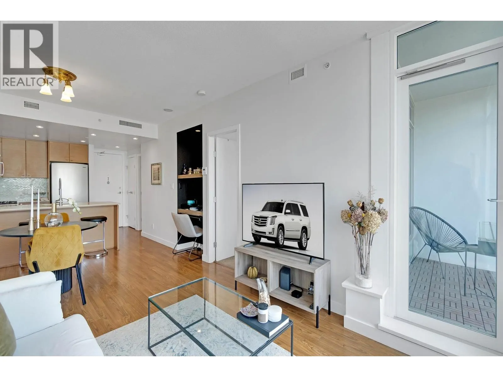 1509 7373 WESTMINSTER HIGHWAY
